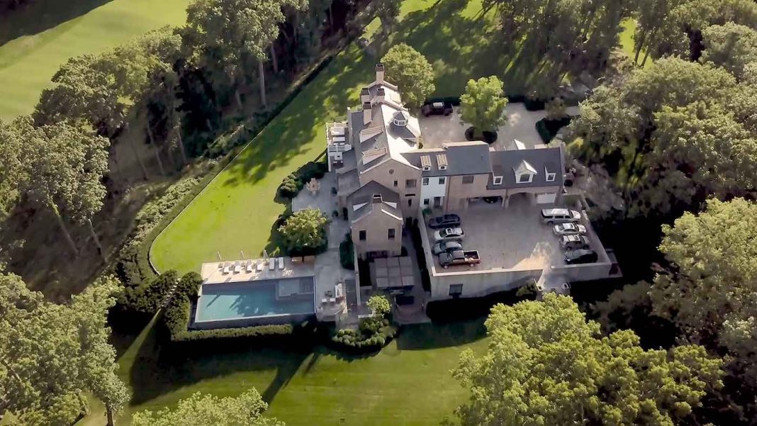 Tom Brady and Gisele Bundchen's $34M House, in Brookline, MA (Former ...