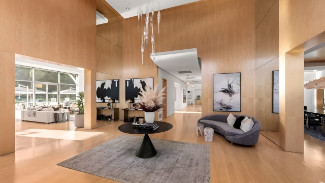 Kanye West's Beverly Hills Home Inside (Interior)