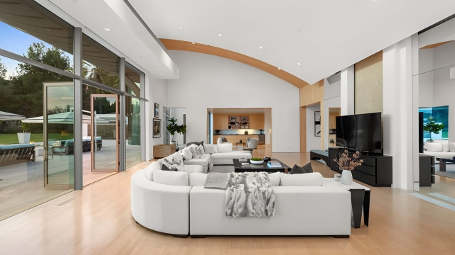 Kanye West's Beverly Hills Home Inside (Interior)