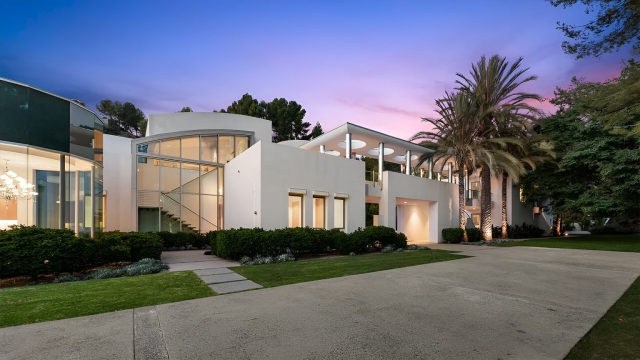 Kanye West's Beverly Hills Home Outside (Exterior)